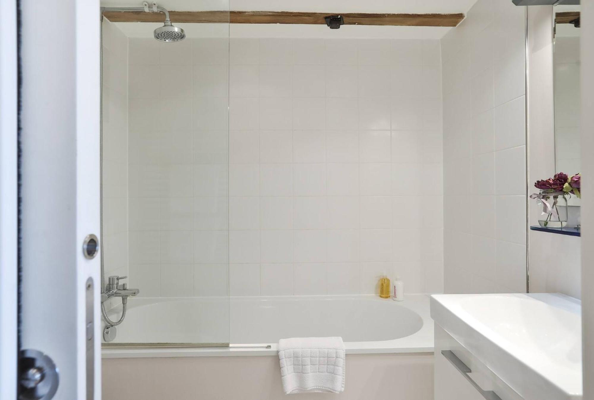 Wild Roses Serviced Apartments - Excel Warehouse 1 London Exteriör bild