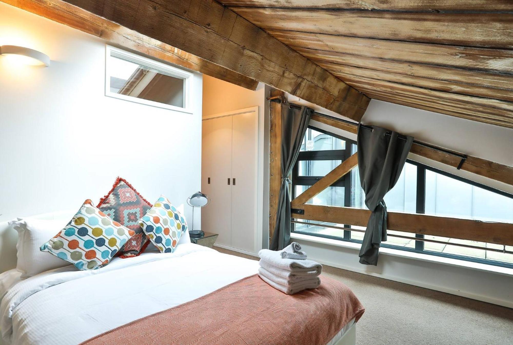 Wild Roses Serviced Apartments - Excel Warehouse 1 London Exteriör bild