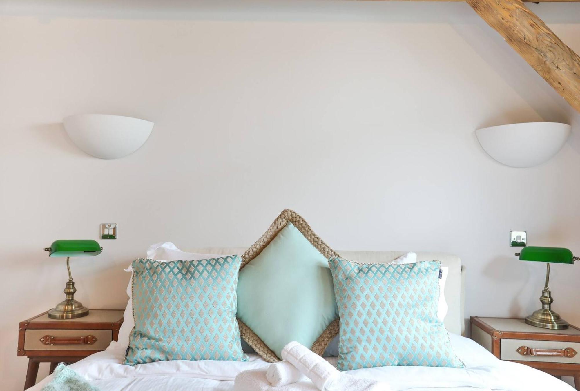 Wild Roses Serviced Apartments - Excel Warehouse 1 London Exteriör bild